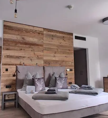 áron Apartman-zalakaros Apartman *