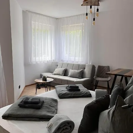 Aron Apartman-zalakaros